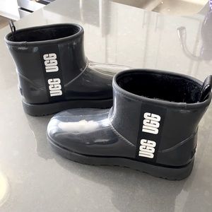 Ugg classic clear mini boot
